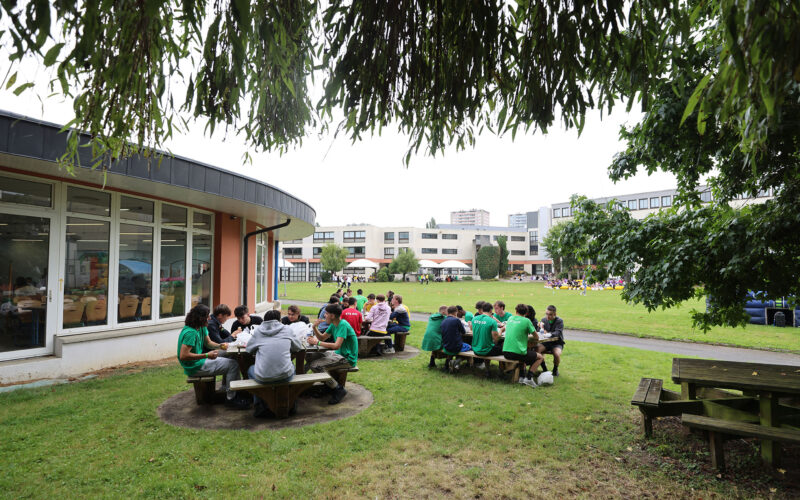 Extérieur du Lycée et du Pôle Sup de La Salle.